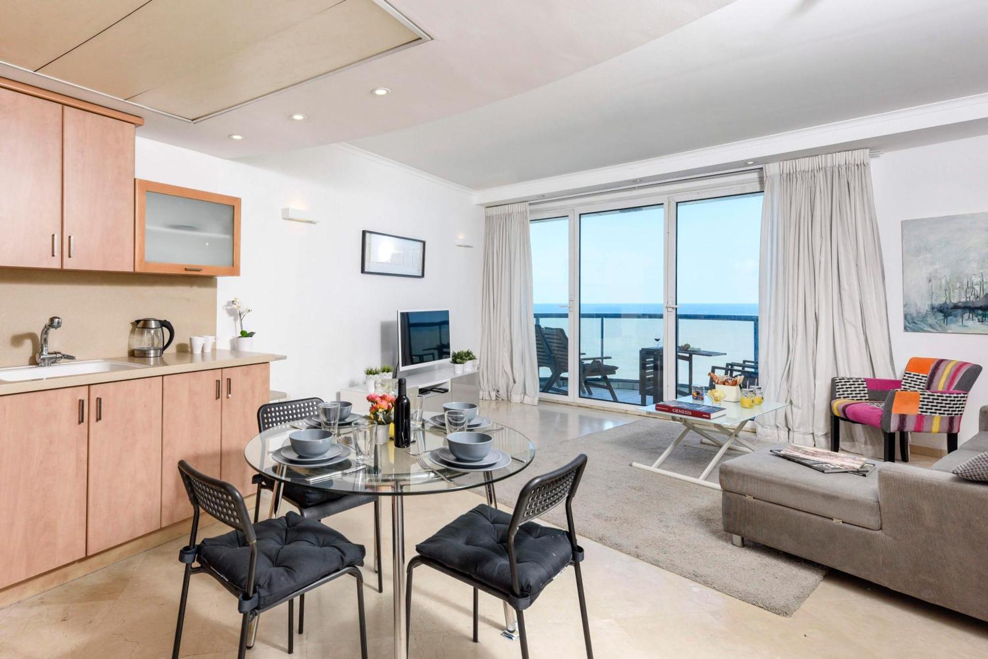 Superb Beachfront Apartments With Shelter By Sea N' Rent Tel Aviv-Jaffa Exterior foto