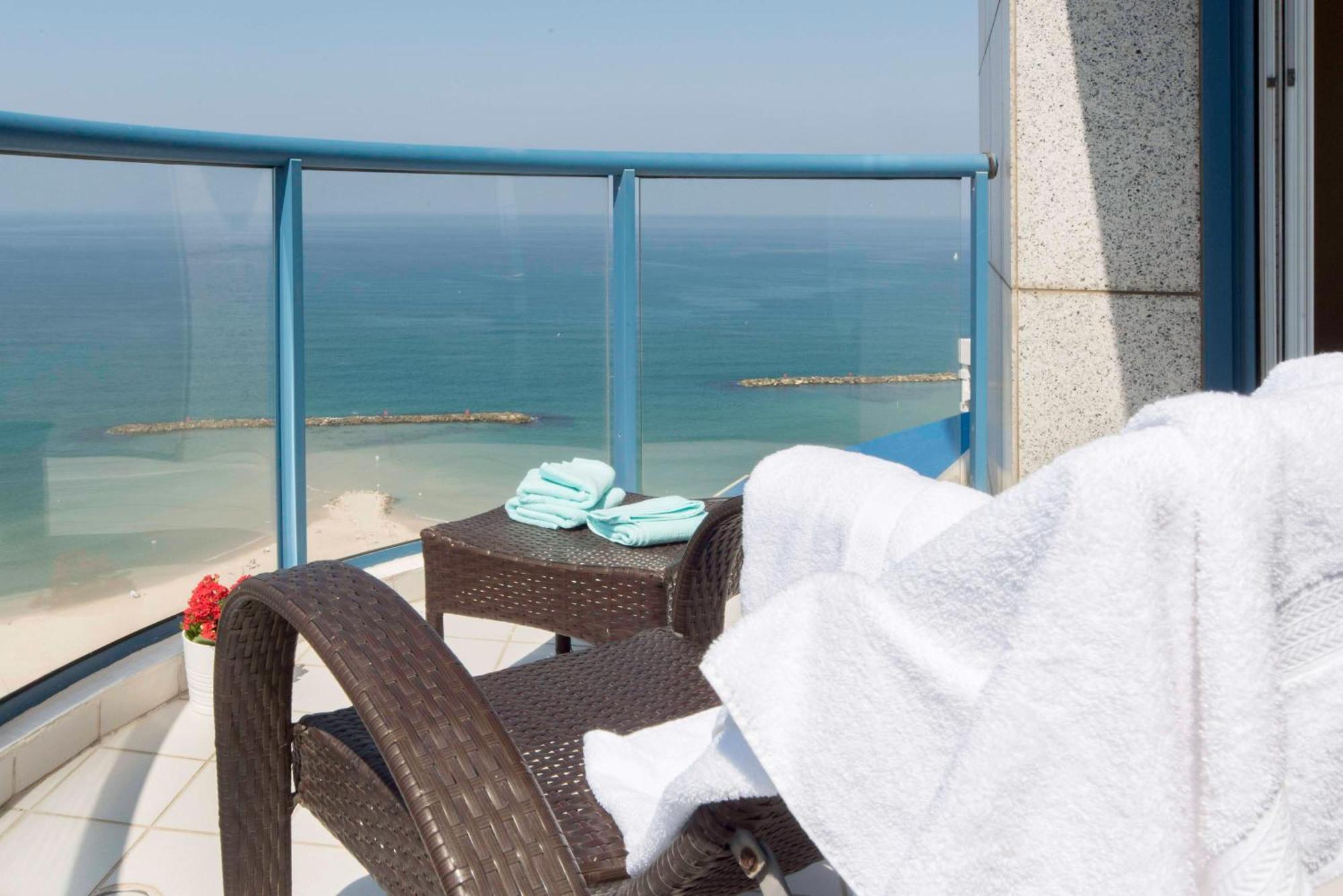 Superb Beachfront Apartments With Shelter By Sea N' Rent Tel Aviv-Jaffa Exterior foto