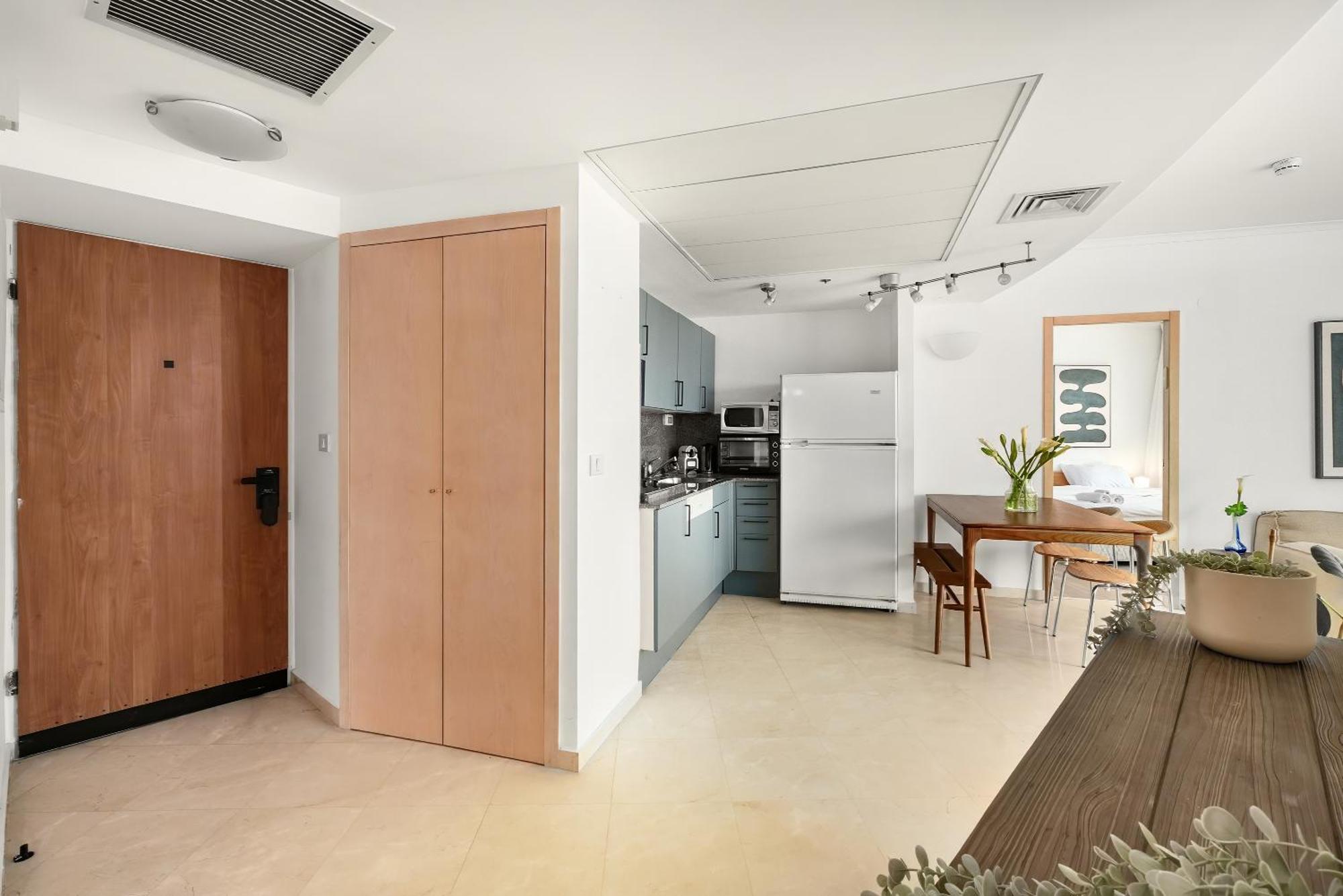 Superb Beachfront Apartments With Shelter By Sea N' Rent Tel Aviv-Jaffa Exterior foto